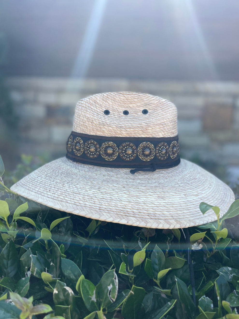 Lifeguard Crushable Palm Leaf
